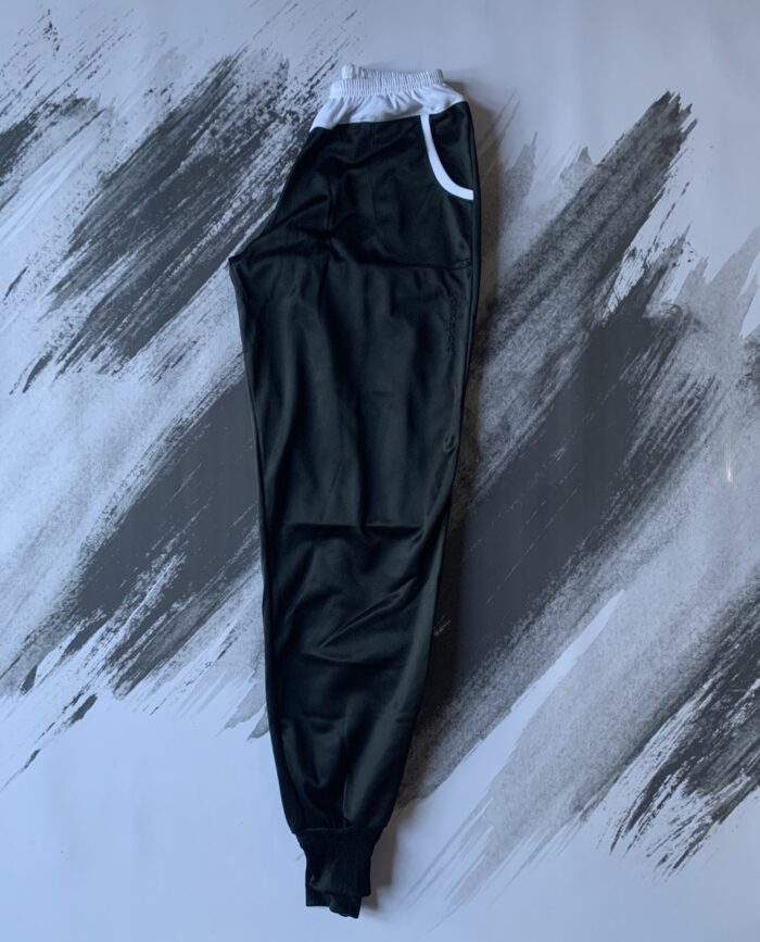 babucha frizada con color en cintura y bolsillo